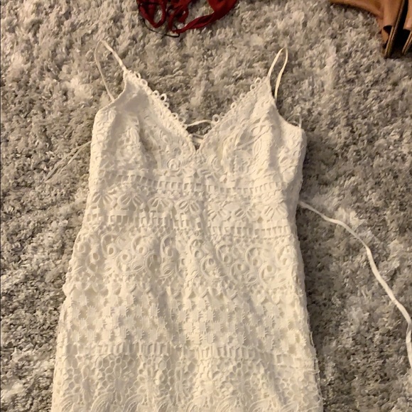 Lulu white lace dress - Picture 3 of 3